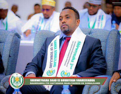 Governer- Abdinasir Ahmed Hersi 1